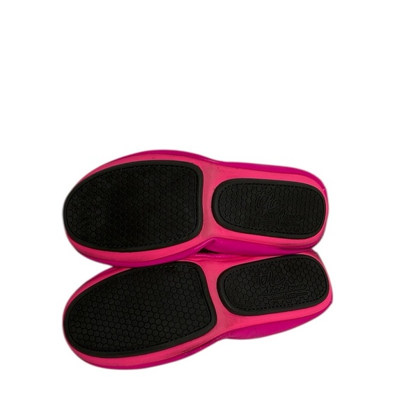 The Storehouse Flats Hot Pink foldable flats - Picture 2 of 5